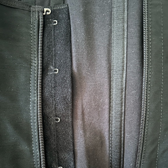 Waist Trainer Corset - Picture 3 of 5